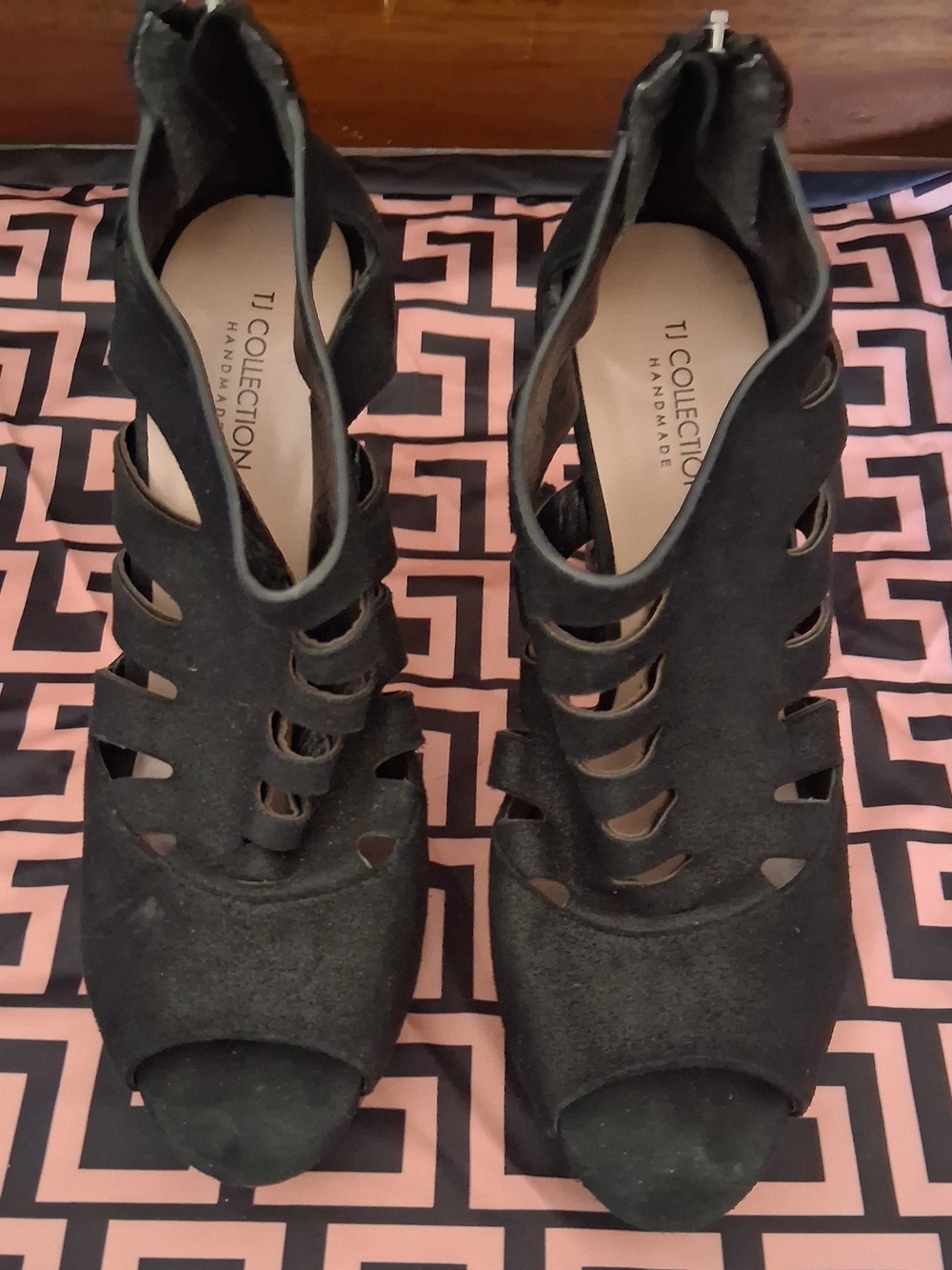 TJ Collection Black Cutout Peep-Toe Heels